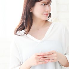 インフィニット クロスバレル ペンダントの着用イメージ（5）