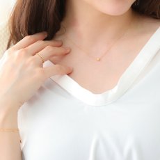 Lutea Dress リングの着用イメージ（5）
