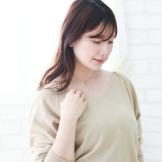 インフィニット クロスバレル ペンダントの着用イメージ（5）