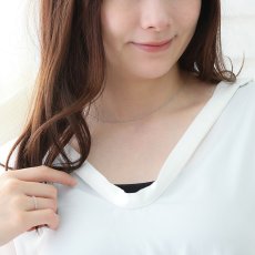 Luna スクリューチェーン 0.8mm幅の着用イメージ（6）