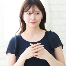 Allure ワンポイントダイヤモンド フープピアスの着用イメージ（8）