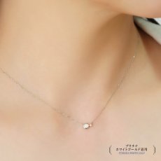 Ophelia オパール ダイヤモンド ネックレスの着用イメージ（7）